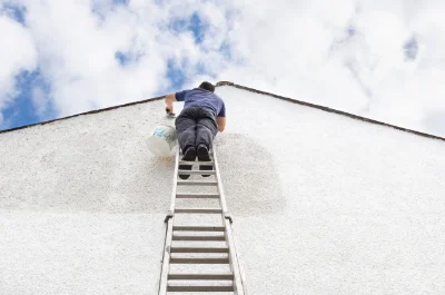 Peinture extérieure aux Paroches — façades et ravalement